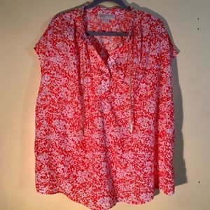 Michael Kors tunic 2x. Short sleeves.